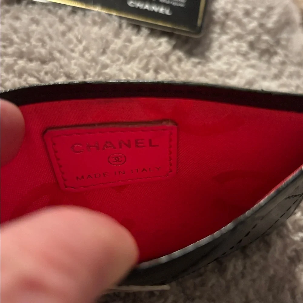 Chanel Black Quilted Lambskin Ligne Cambon Card Holder - Picture 7 of 14